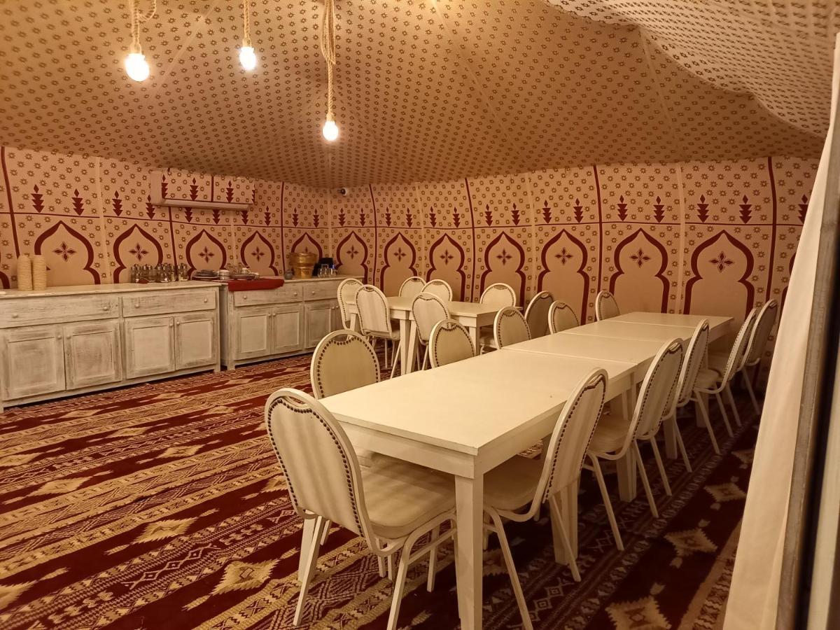 ホテル Itran Royal Camp メルズーガ エクステリア 写真